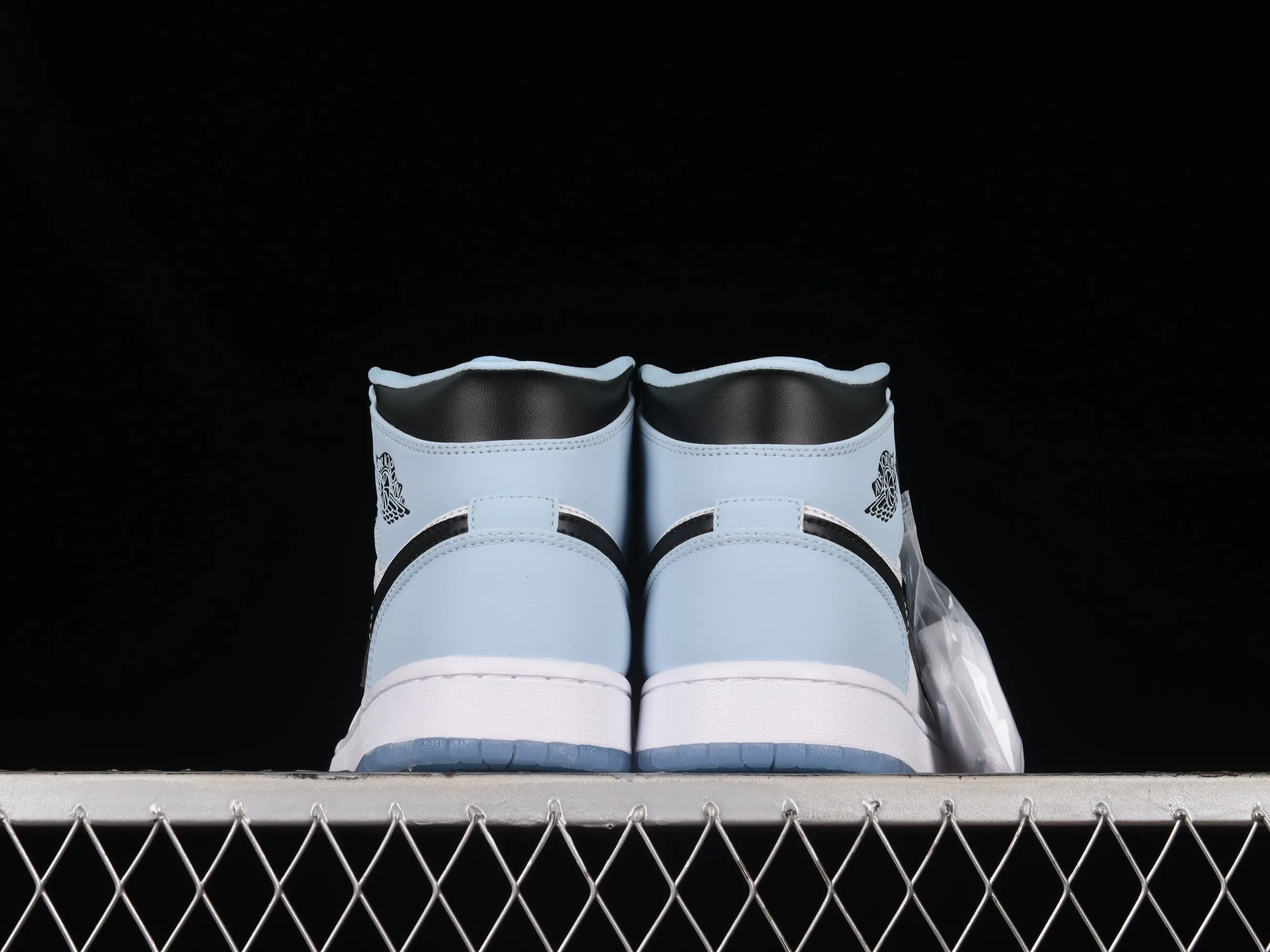 All categories Air Jordan Jordan series basketball shoes Air Jordan 1 Mid Air Jordan AJ1 Mid AJ1 Joe 1 ice blue mid-top basketball shoes DV1308-104